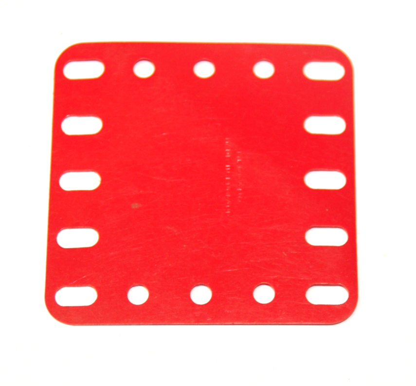 194a Flexible Plastic Plate 5x5 Red Original