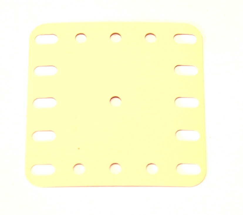 194a Flexible Plastic Plate 5x5 White Original