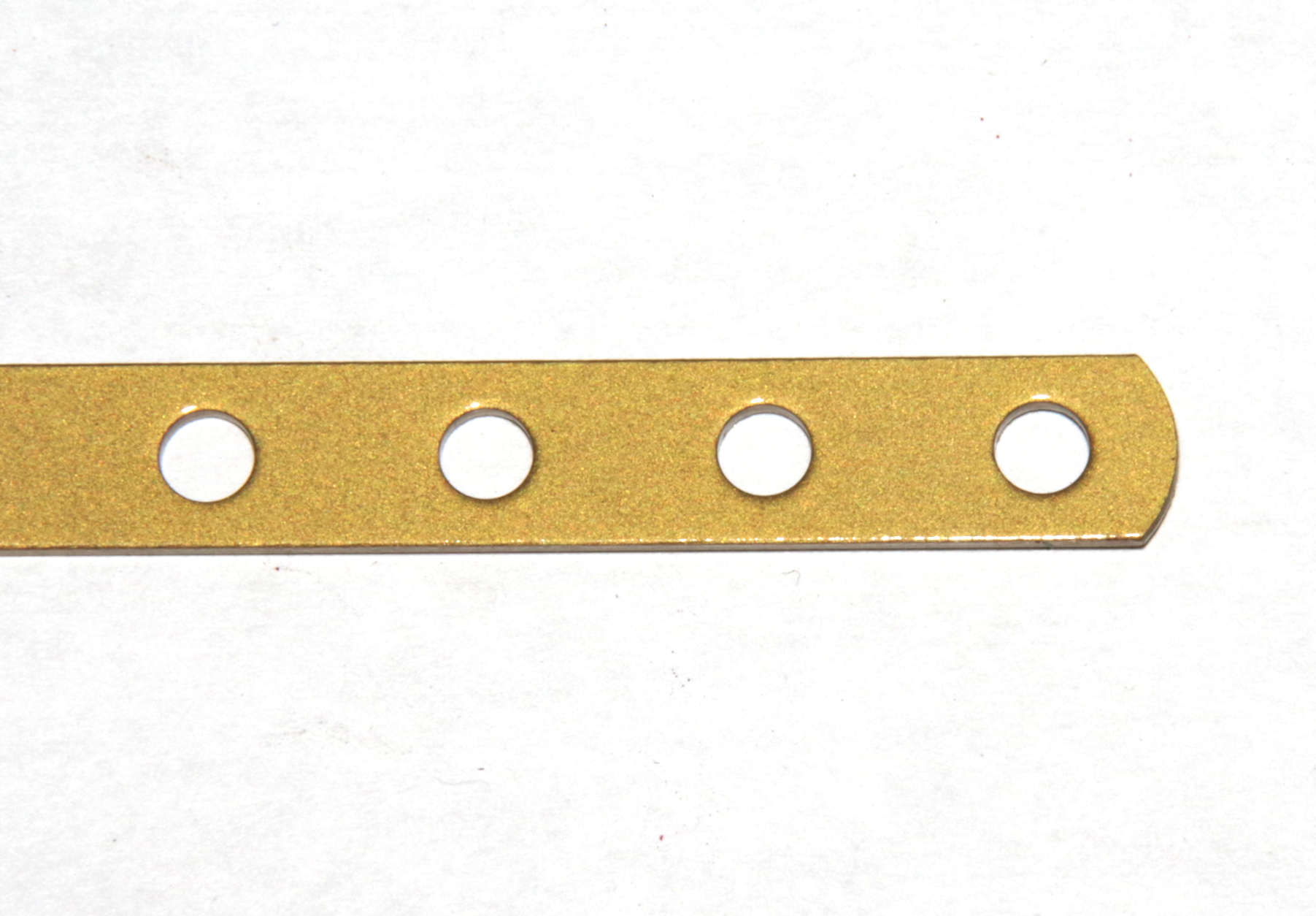 235k Narrow Strip 15 Hole Gold Pre-Owned