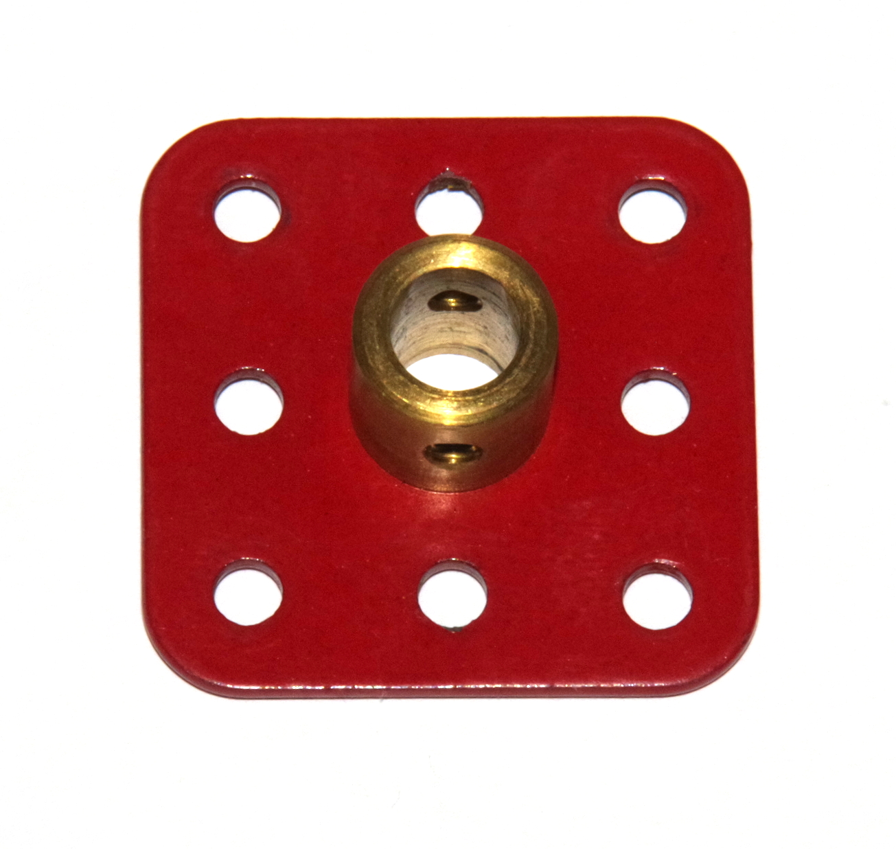 252 Large Axle Bearing Plate Red