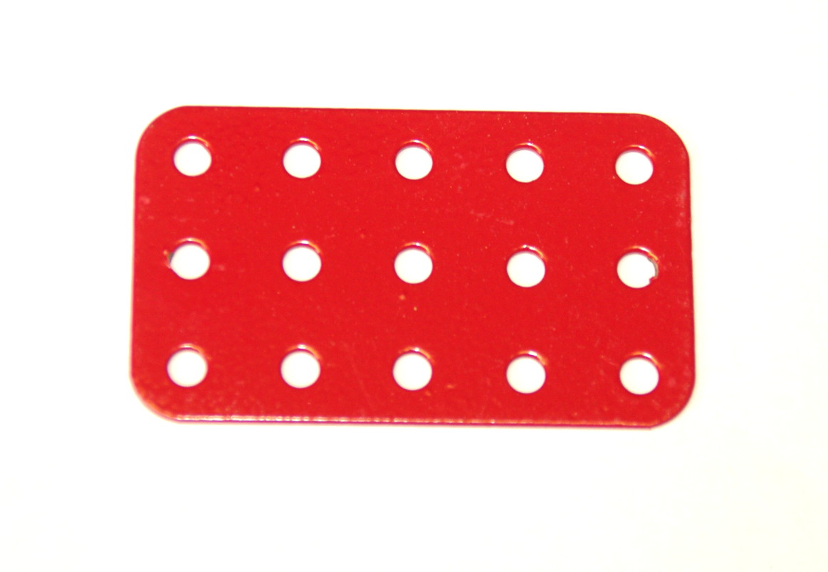 74b Flat Plate 3x5 Hole Red